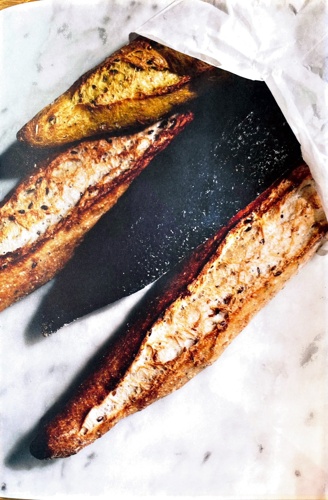 Baked eggs, scallops, cauliflower cream, crispy jamón